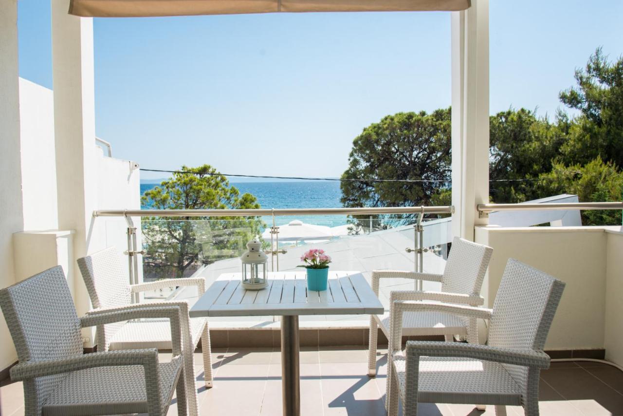 Vertigo Seaside Apartments Nikiti  Bagian luar foto