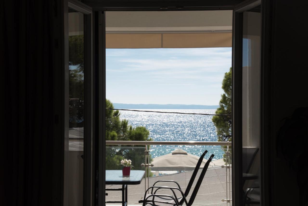 Vertigo Seaside Apartments Nikiti  Bagian luar foto
