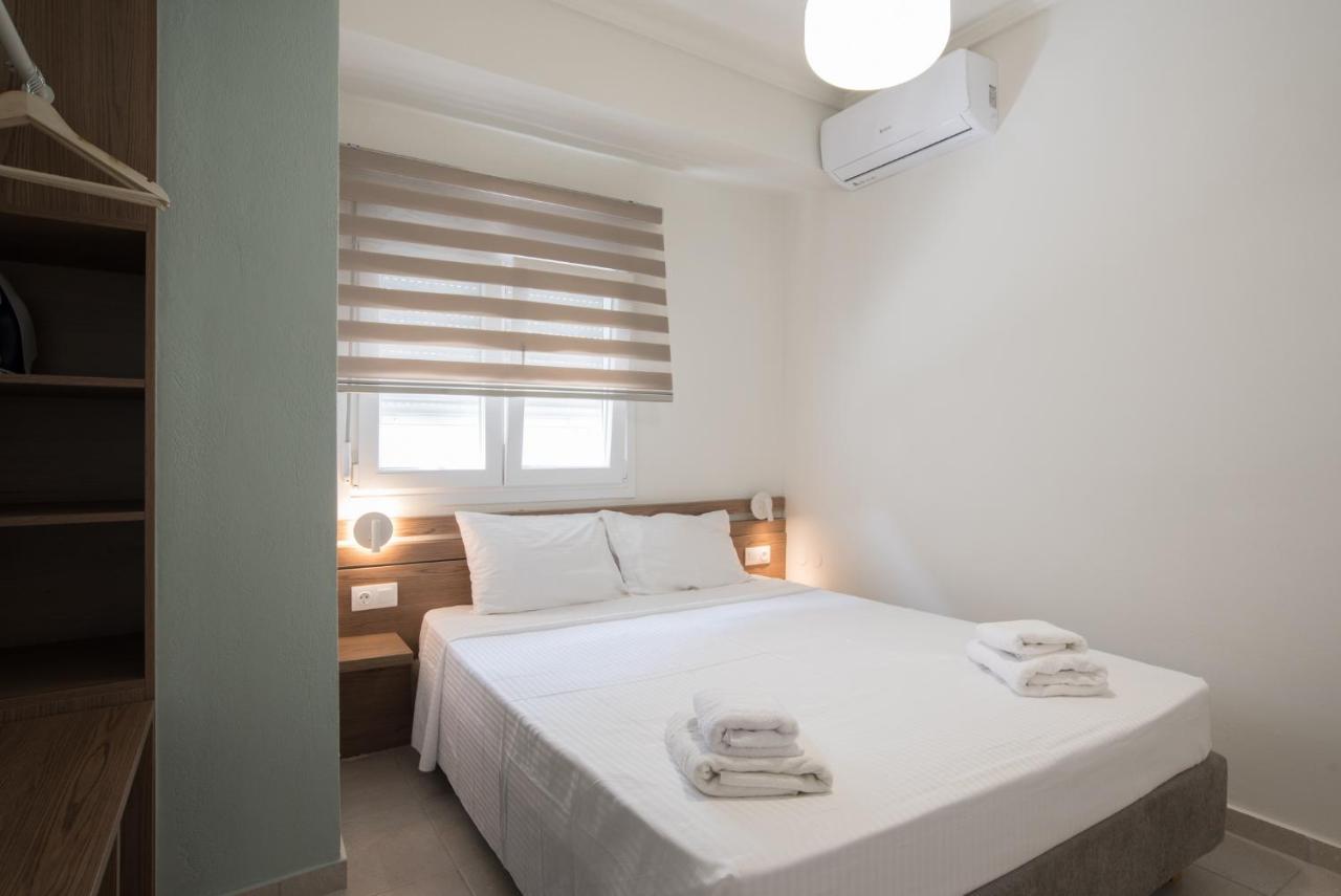 Vertigo Seaside Apartments Nikiti  Bagian luar foto